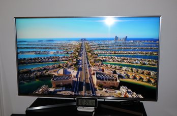 Samsung 47' UHD TV