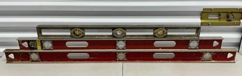 Grouping Of 3 Levels In Varying Sizes Ref: TM