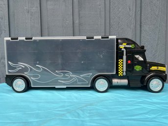 PlayWorld 22' Transport Dinosaurs Car Carrier Truck Toy