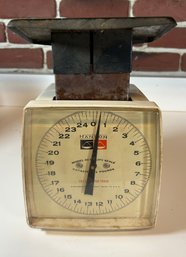 Vintage Hanson Utility Scale