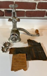 Universal Meat Grinder With 2 Attachments