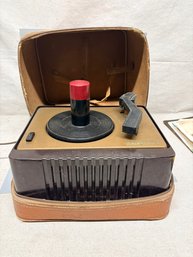 Vintage RCA Victor Victrola Portable Record Player  Model 45-EY-2