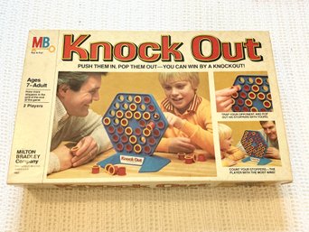 1978 Milton Bradley Knock Out Game
