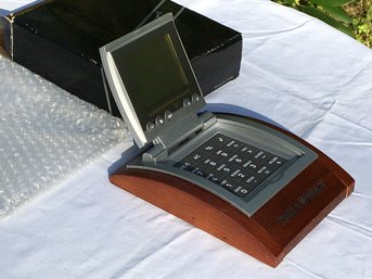 Vintage Bullet Line Pratt & Whitney Aircraft Executive Desktop Calculator