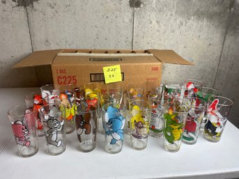 BOX LOT, Cartoon Tumblers, Tom Jerry Spike Tuffy, Madame Medusa, Snoopy, Evinrude, Bianca, MORE!