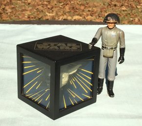 Vintage Star Wars Magic Mirror Illusion Cube With Darth Vader & Yoda PLUS 1977 Commander Action Figure