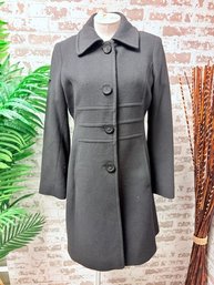 Anne Klein Wool, Nylon & Cashmere Coat Size 4