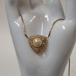 Exclusive Vintage Christian Dior Gold Plated Pearl Crystal Necklace Susan Caplan