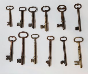 12 Antique Solid Brass/ Iron Skeleton Keys