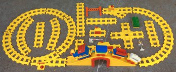 Vintage Playwell 27193 Train Locomotive Play Set With Track Bridge & Accessories - 33 Pieces