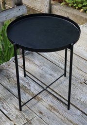 Black 'Gladom' Tray Table
