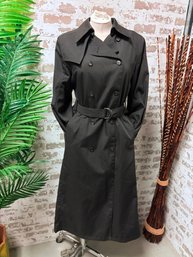 Vintage London Fog Raincoat With Removable Lining Size 8 Reg