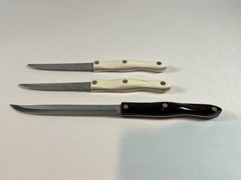 Cutco Knives (Includes 2 #1721 W/White Pearl Handles & 1 #1729 W/Black Handle) Ref: CSWilt