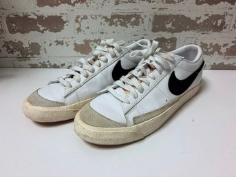 Women's White Nike Sneakers Size 10