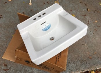 Brand New Gerber 12-314 Wall Mount Bathroom Sink In Box Never Used