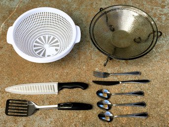 Kitchen Lot - 9 Items - Bubble Glass & Iron Center Piece Bowl, New Cullender Strainer, New Knife, Spatula