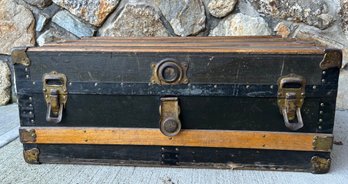 Steamer Trunk With Interior