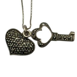 (A76) Italian Sterling Silver Marcasite Heart And Key Box Chain Necklace