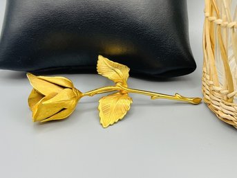 Vintage Giovanni Signed Rose Brooch/Pin
