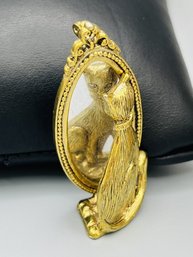 Vintage  Cat & MIrror Brooch/Pin