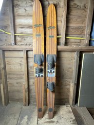 Vintage Thompson Imerial Deluxe Water Skis