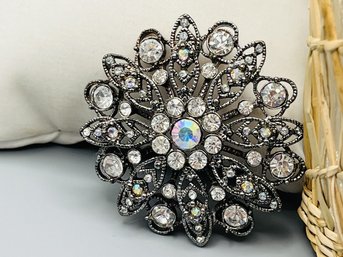 Vintage Liz Claiborne Signed Rhinestone Snowflake Brooch/Pin