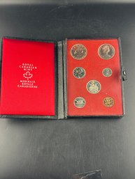 1972 Royal Canadian Mint 7-Coin Set In Genuine Leather Black Case