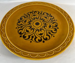 Homer Laughlin 1971 Large Platter Amber/Black USA