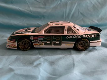 HARRY GANT #33 SKOAL BANDIT FINAL RACE CUSTOM NASCAR 1:24 DIECAST CHEVY LUMINA
