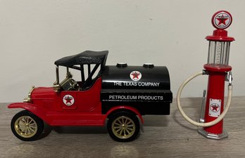 Vintage 2000 Hasbro Tonka Die Cast Texaco Model T With Gas Pump