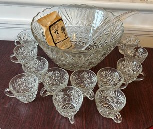 Anchor Hocking Punch Bowl Set In Original Box