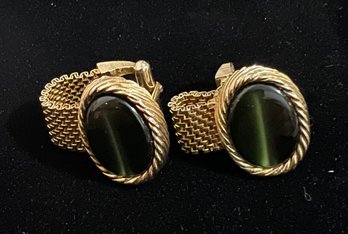 Vintage Swank Gold Tone Cufflinks Mesh Set Green Cabochon