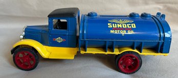 Rare Vintage Ertl 1:38 Sunoco Diecast Mack Tanker Bank Toy