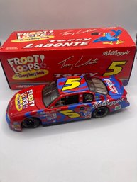 Vintage Terry Labonte #5 Kelloggs Monte Carlo 1:24 Diecast Car