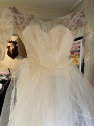1950s Brides Gown, Crinoline And Cap
