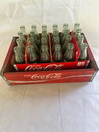 Vintage Coke Case With 24 Vintage Coca Cola Bottles