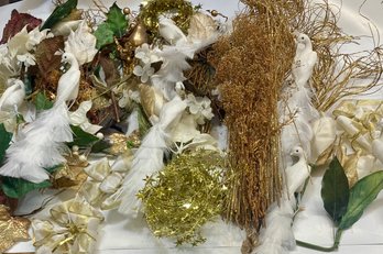 ESTATE FRESH Over 40 Items Gold And White Christmas Ornament Lot