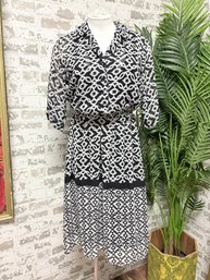Shelby & Palmer Black & White Geometric 3/4 Sleeve Dress - Size 6