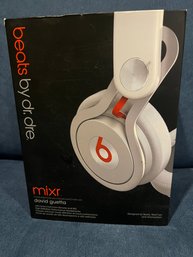Used White Beats By Dr. Dre Mixr Head Phones