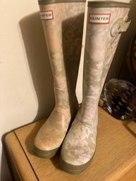 Hunter Rain Boots Size 7 New