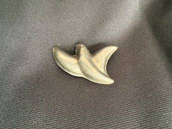 Rare Vintage Taxco Sterling Silver Manta Ray Brooch