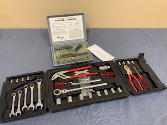 2 Tool Kits In Plastic Carrying Case Squeeze Wrench