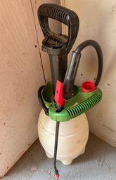 Small Misc Lot With Auto Trouble Lantern