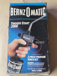 Bezomatic Trigger Start Torch Kit.  Propane Is Partial