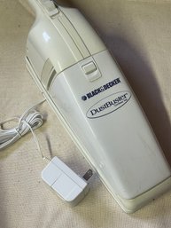 Black & Decker Dust Buster With Wall Mount And Cord