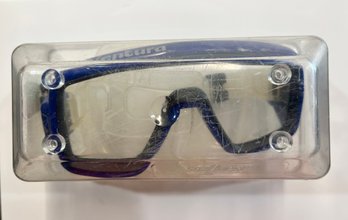 SeaQuest Ventura Mask In Case
