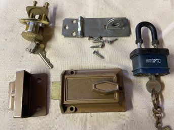 Security Lot. Dead Bolt, Hasp, Lock Set Abnd  And Lock & Key