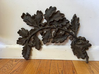 Vintage Oak Leaves And Acorn Cast Iron Wall Decor 1 Of 2