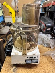 Cuisinart Food Processor With Plastic Container And Blades