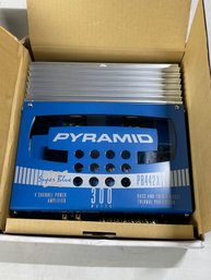 Pyramid Super Blue PB-442X 300 Watt 4-Channel Amplifier, Original Box, Untested